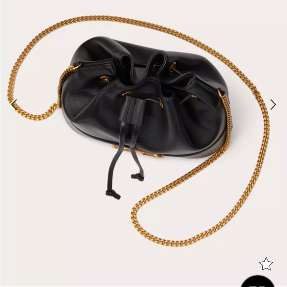 Valentino Garavani VLogo Mini Bucket Bag Black Nappa Leather Gold Chain - Picture 5 of 15